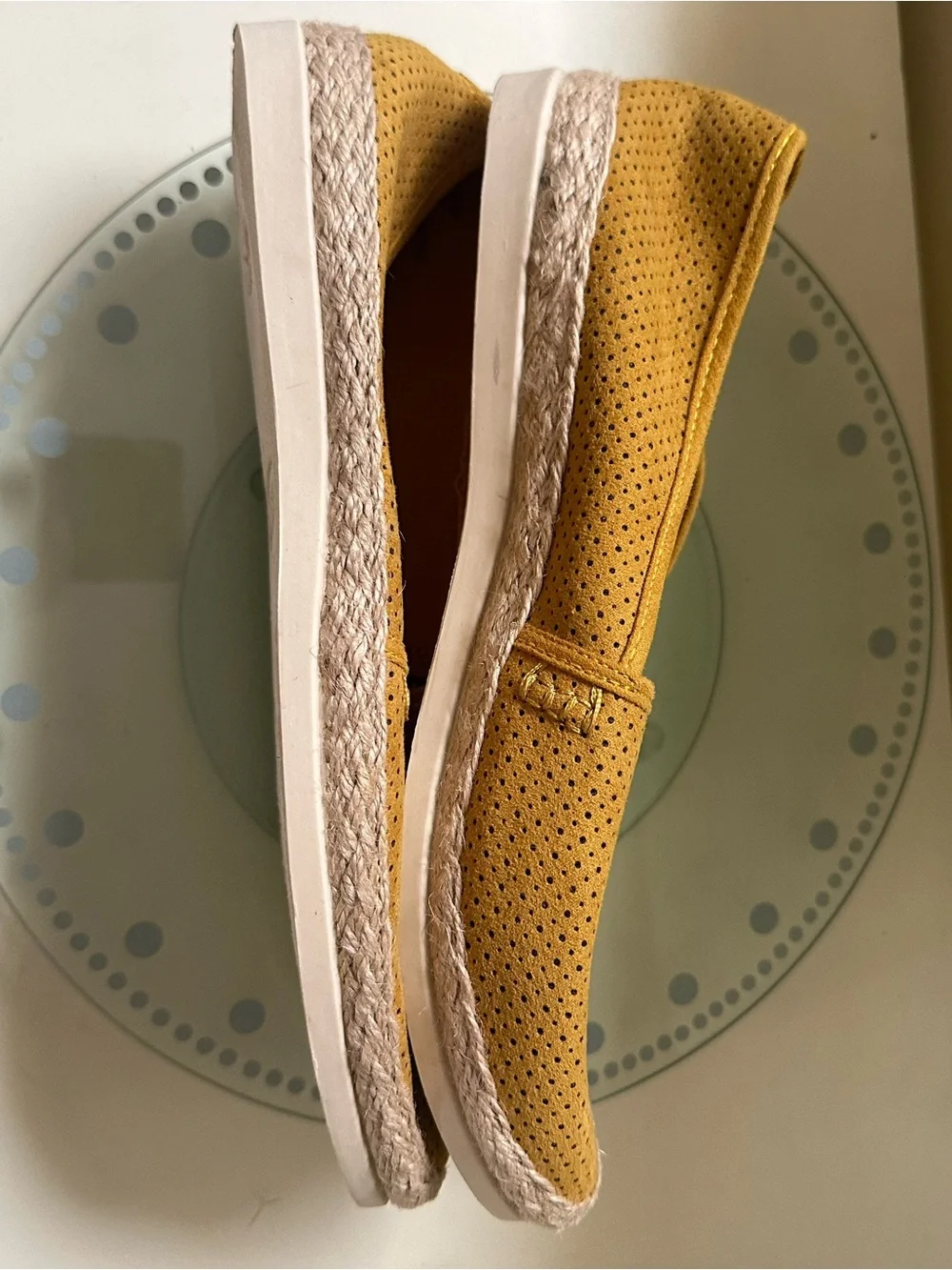 Toms lightweight size